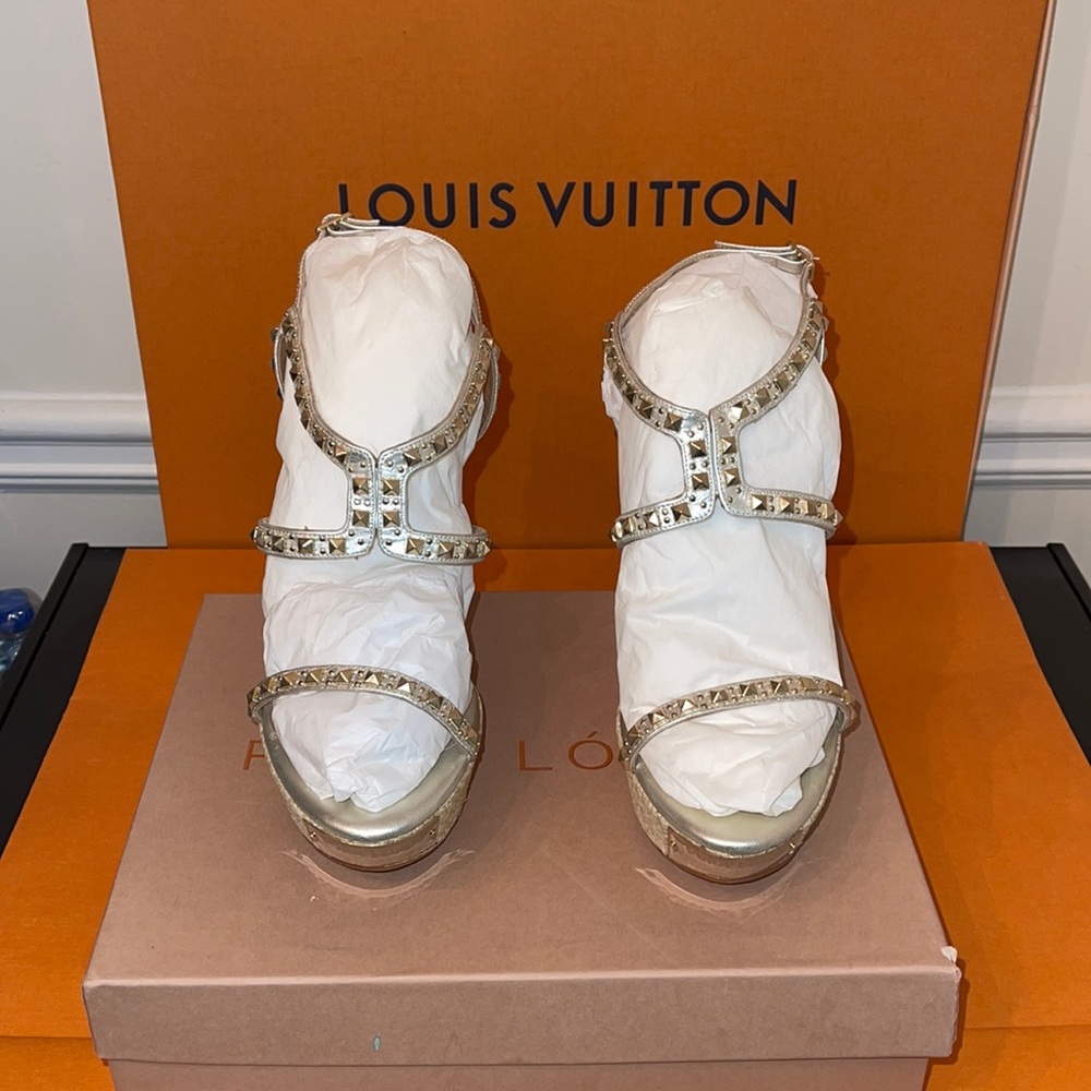 Designer Pura Lopez wedge sandals